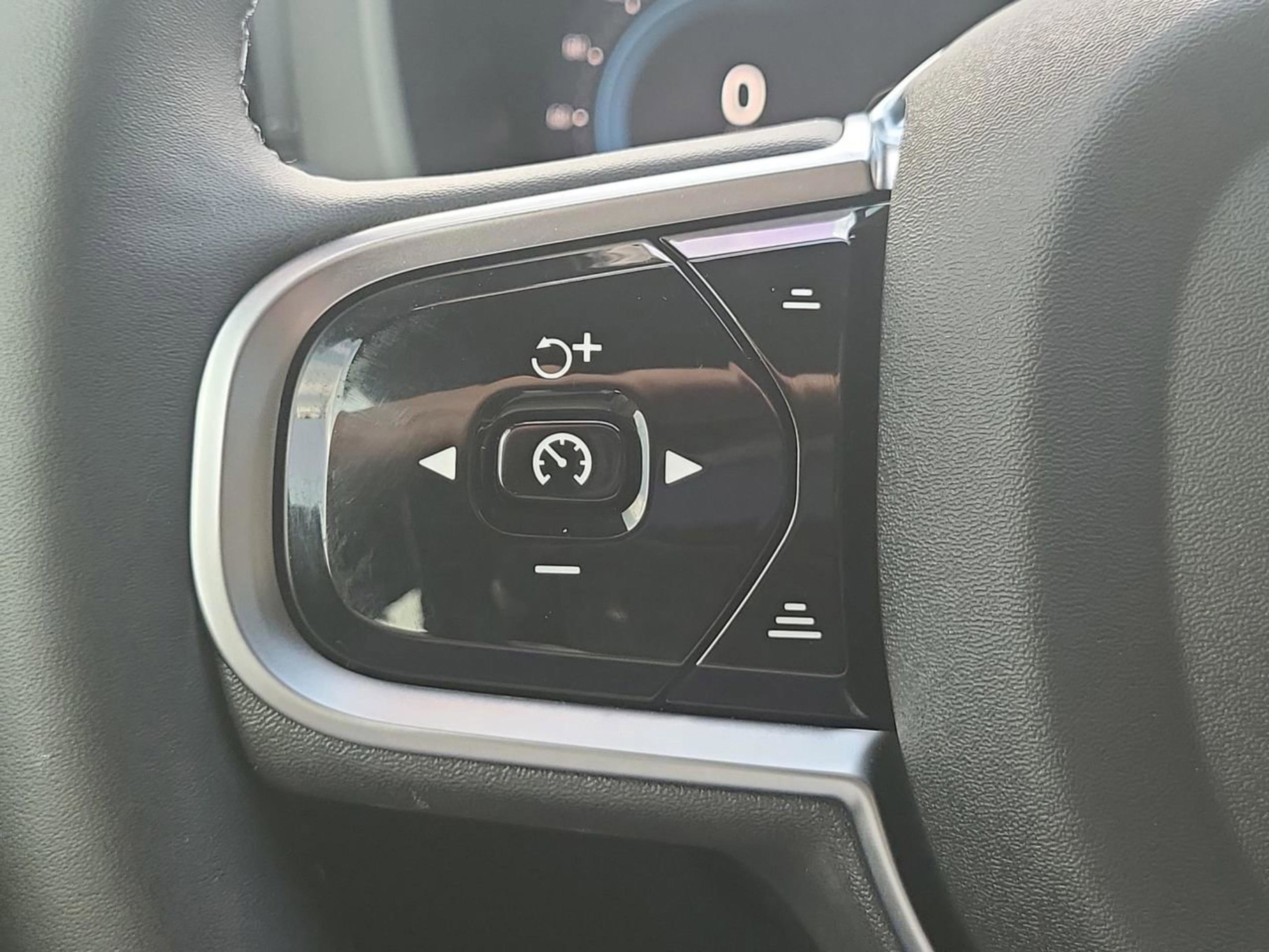 Used 2024 Volvo XC60 T8 Polestar w/ Protection Package Premier image 26