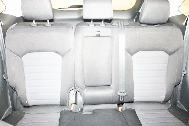 Used 2018 Ford Edge SE image 13