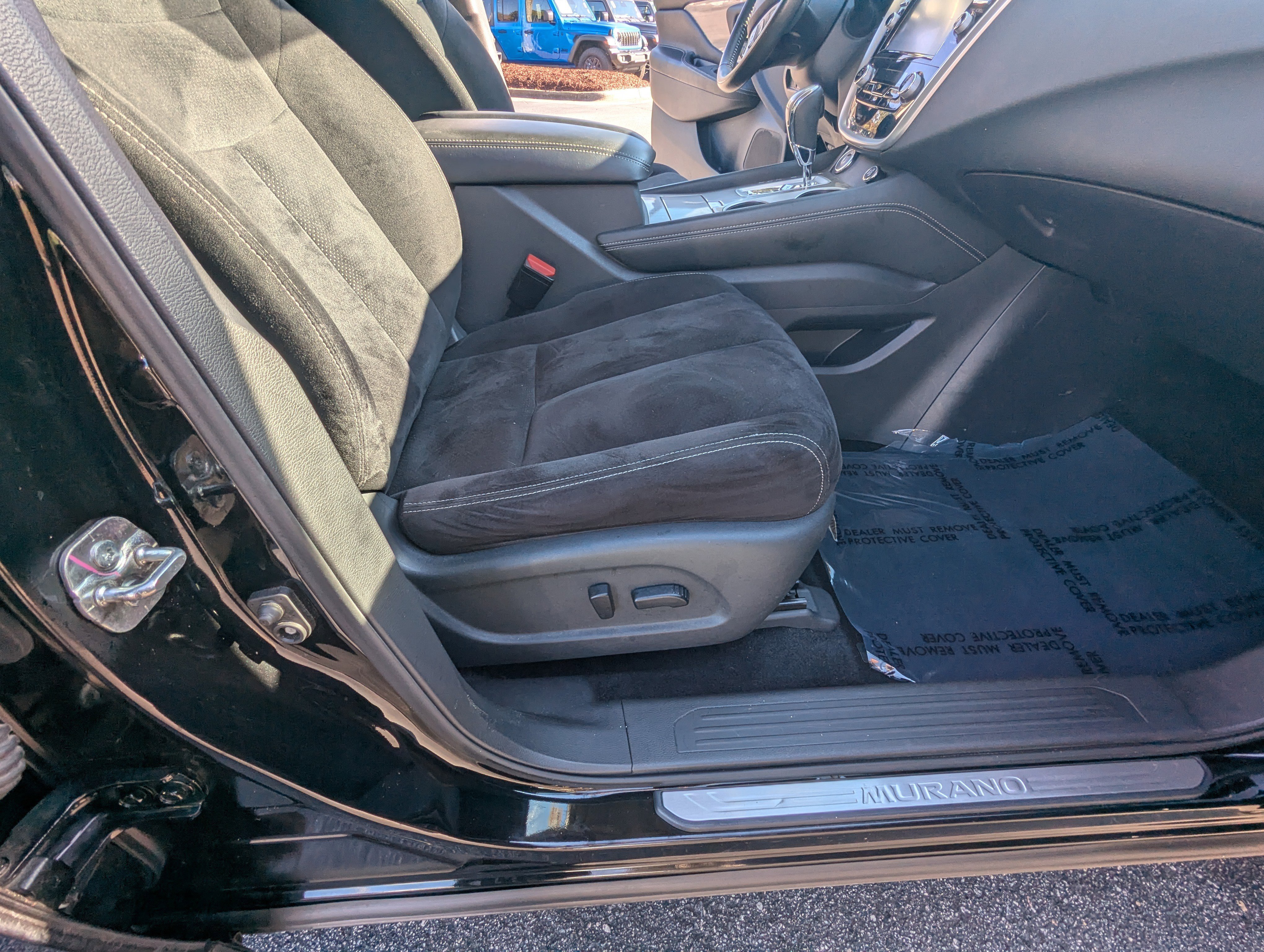 Used 2017 Nissan Murano SV image 13