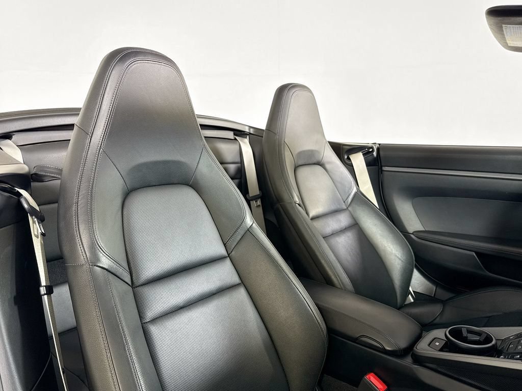 Certified 2020 Porsche 911 Carrera RWD image 18