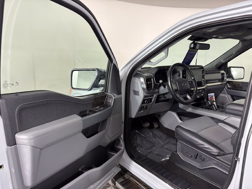 Used 2022 Ford F150 Lariat AWD/4WD image 12