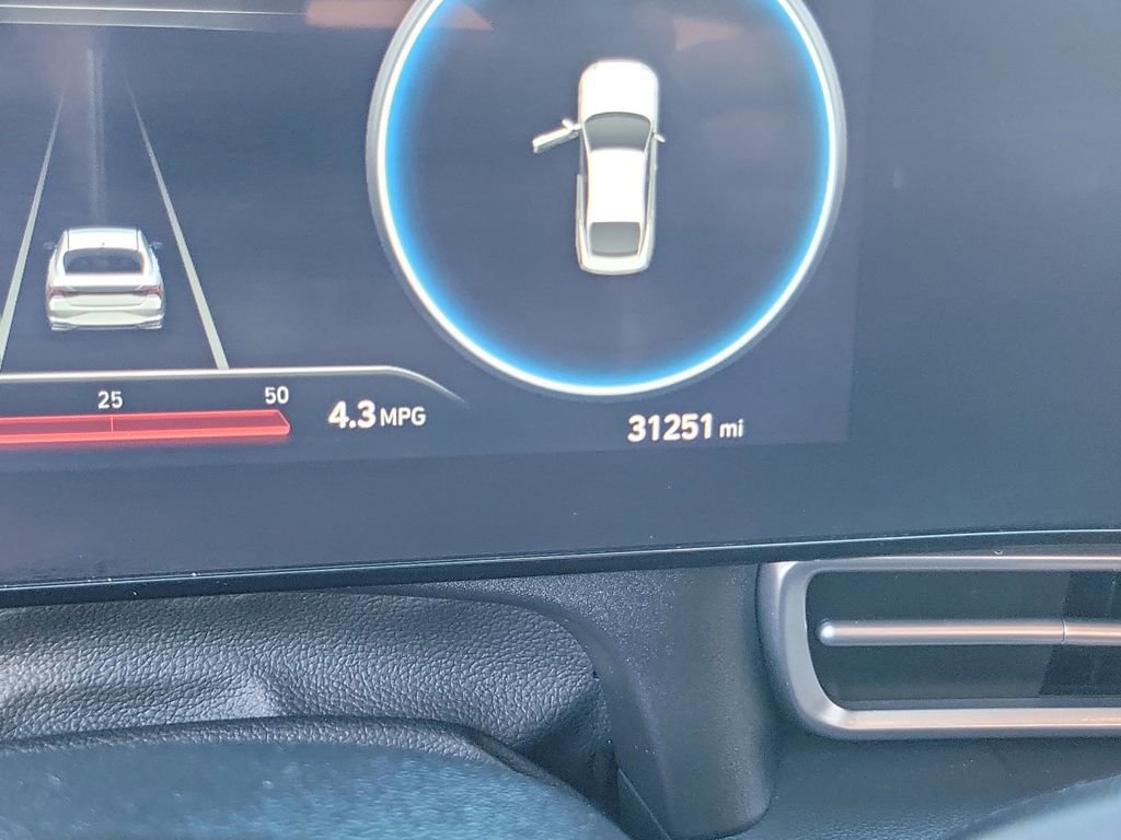 Used 2023 Hyundai Elantra SEL w/ Convenience Package image 8