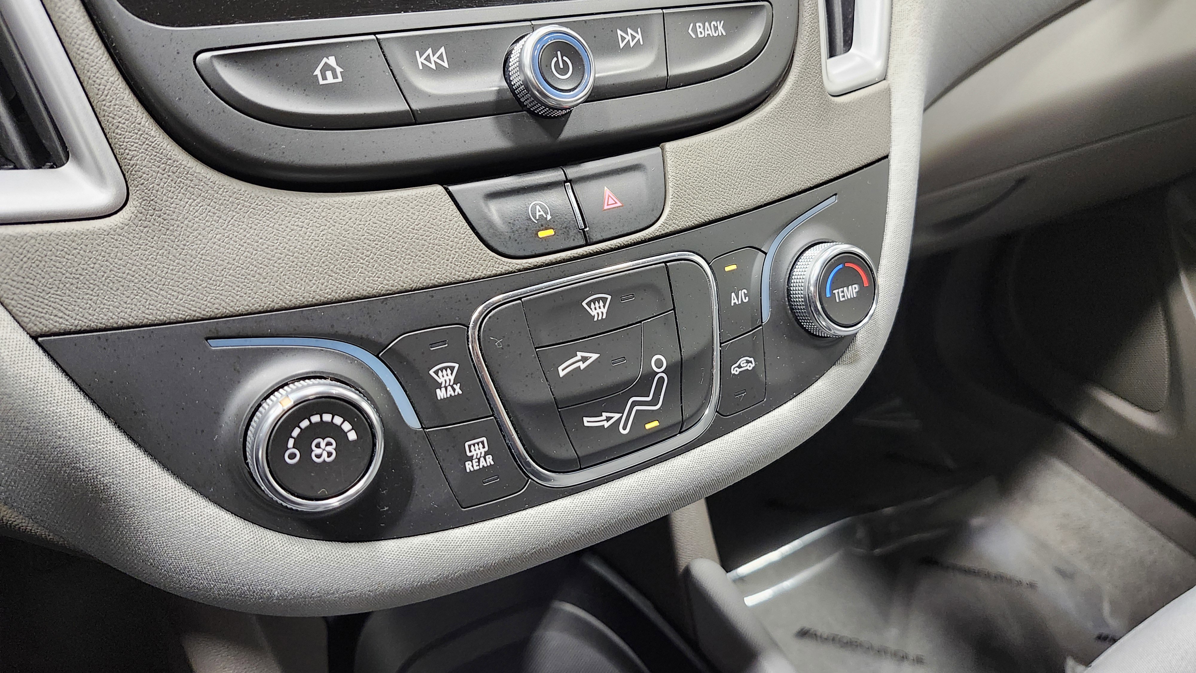 Used 2021 Chevrolet Malibu LS image 29