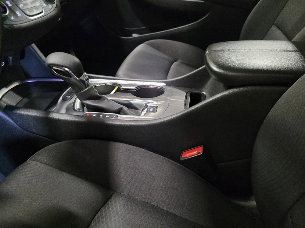 Used 2024 Chevrolet Malibu LT image 26