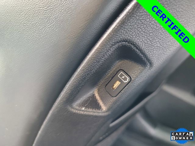 Certified 2024 Kia Sorento S image 10