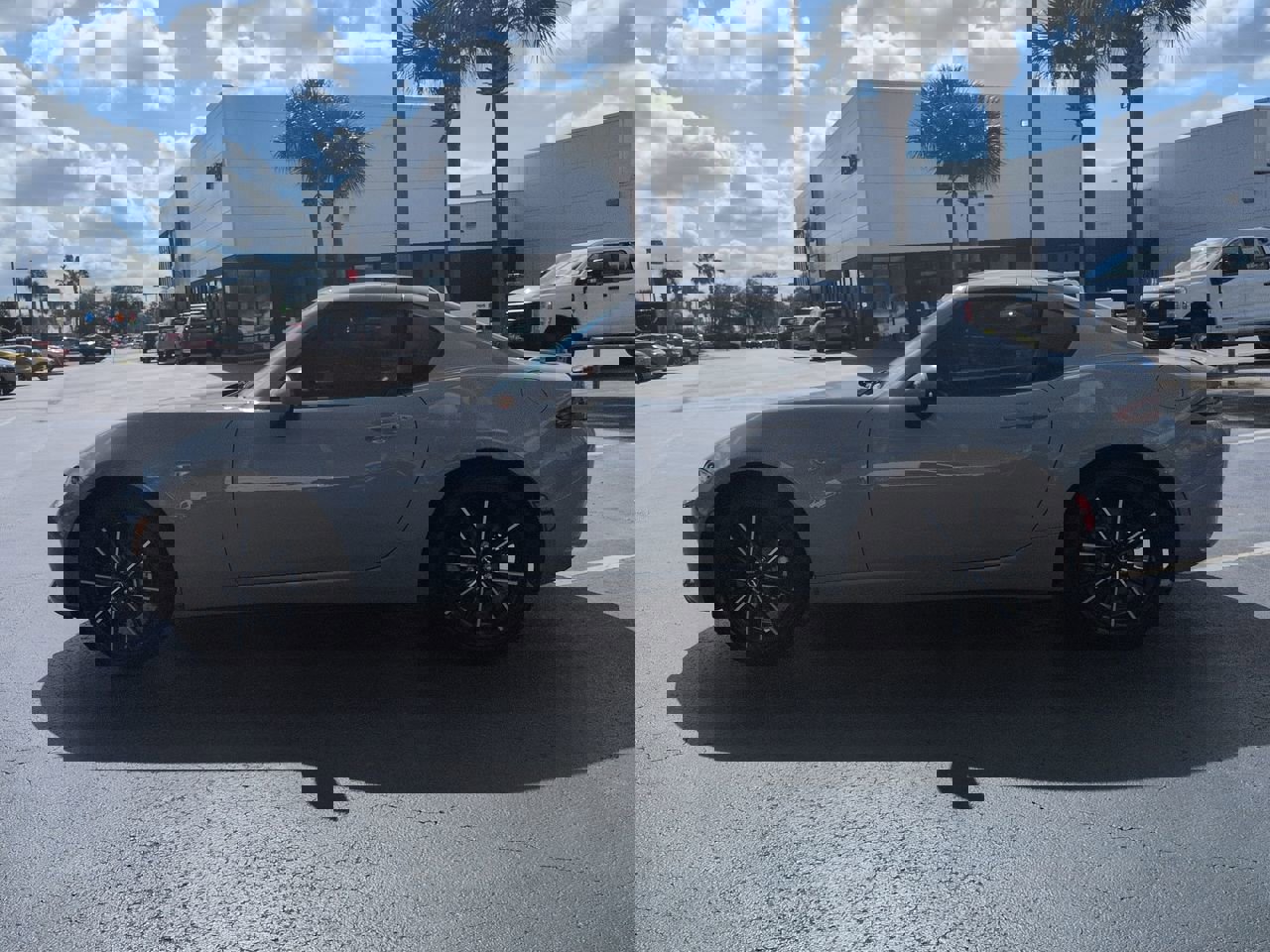 Used 2025 MAZDA MX-5 Miata RF Grand Touring RWD image 7