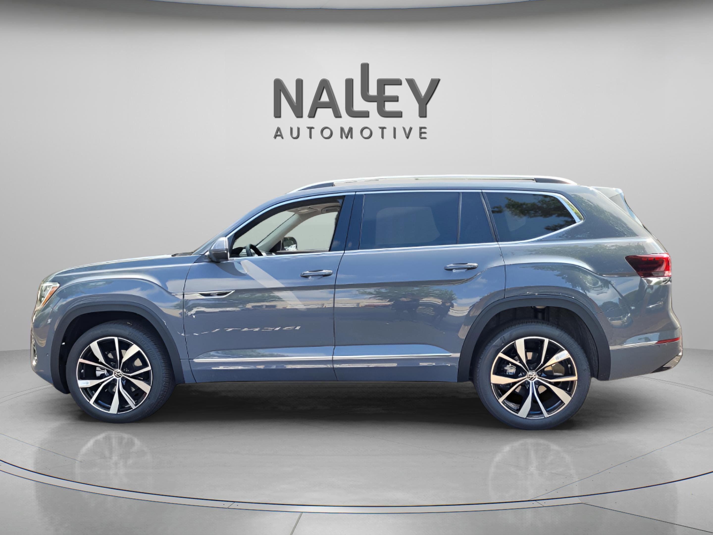 New 2026 Volkswagen Atlas SEL Premium R-Line image 2