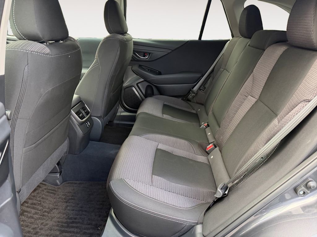 Used 2025 Subaru Outback Premium image 24