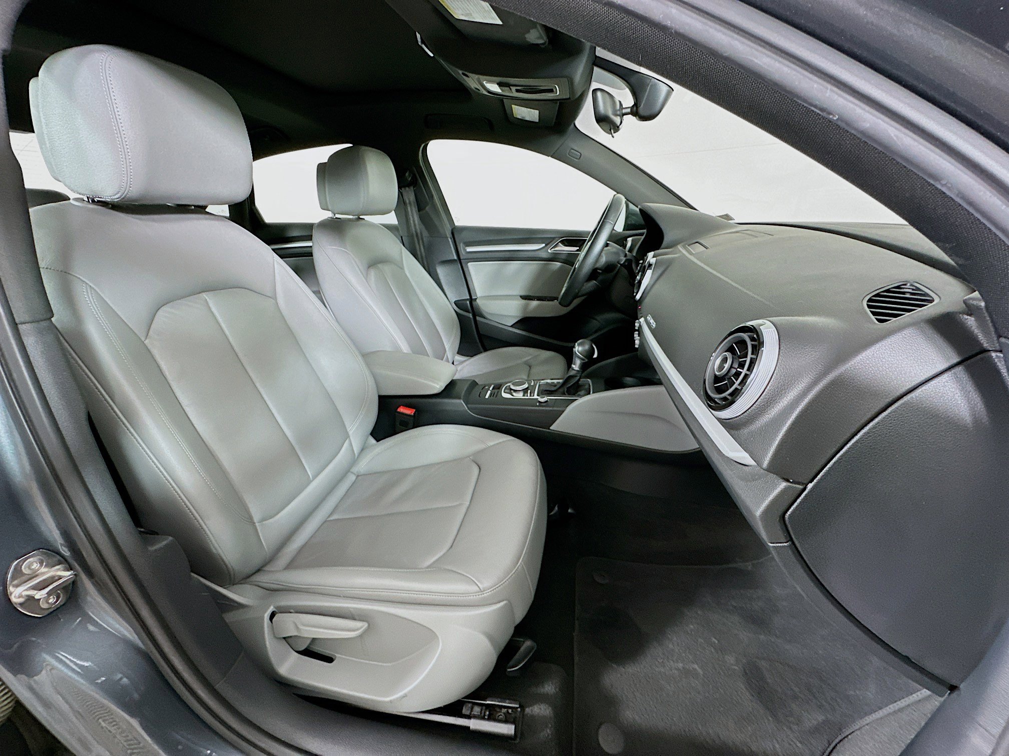 Used 2017 Audi A3 2.0T Premium w/ Convenience Package image 30