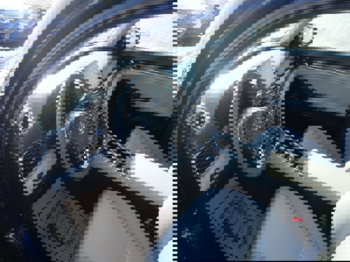 Used 2019 Honda Accord LX image 12