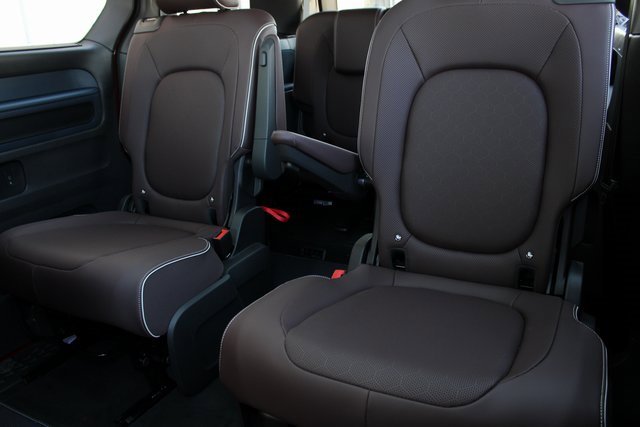 New 2025 Volkswagen ID. Buzz Pro S Plus image 18