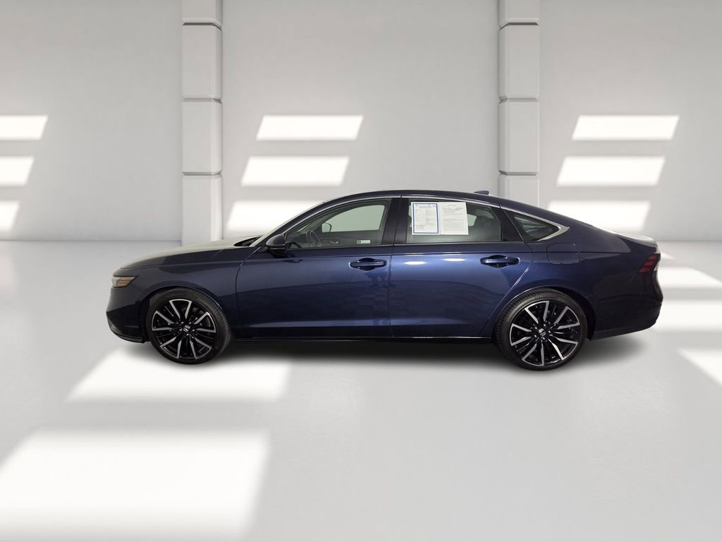 Used 2023 Honda Accord Touring image 8
