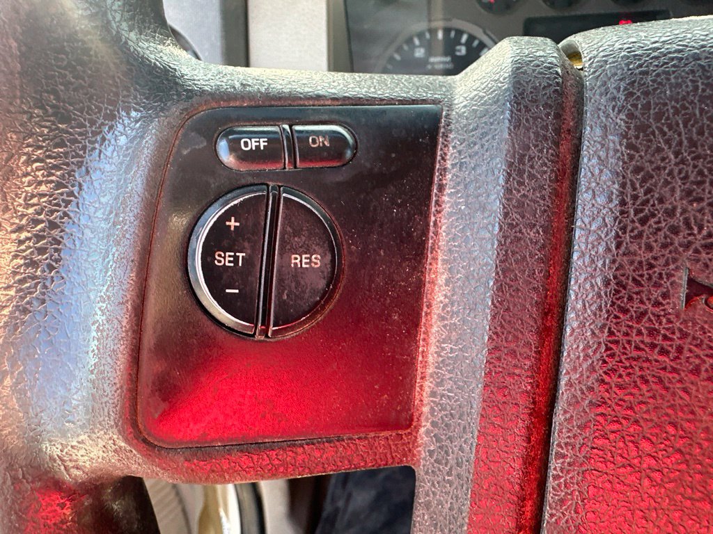 Used 2009 Ford F350 XL AWD/4WD image 27