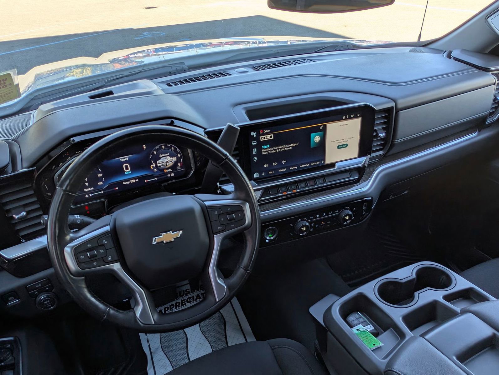 Used 2022 Chevrolet Silverado 1500 LT image 12