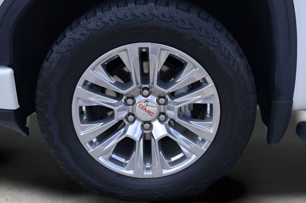 Used 2024 GMC Sierra 1500 Denali w/ Technology Package image 11