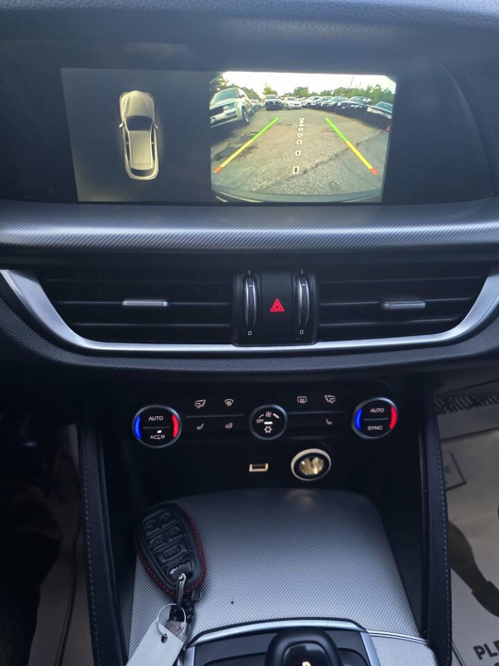 Used 2018 Alfa Romeo Stelvio Sport w/ Quick Order Package 22J Sport image 24