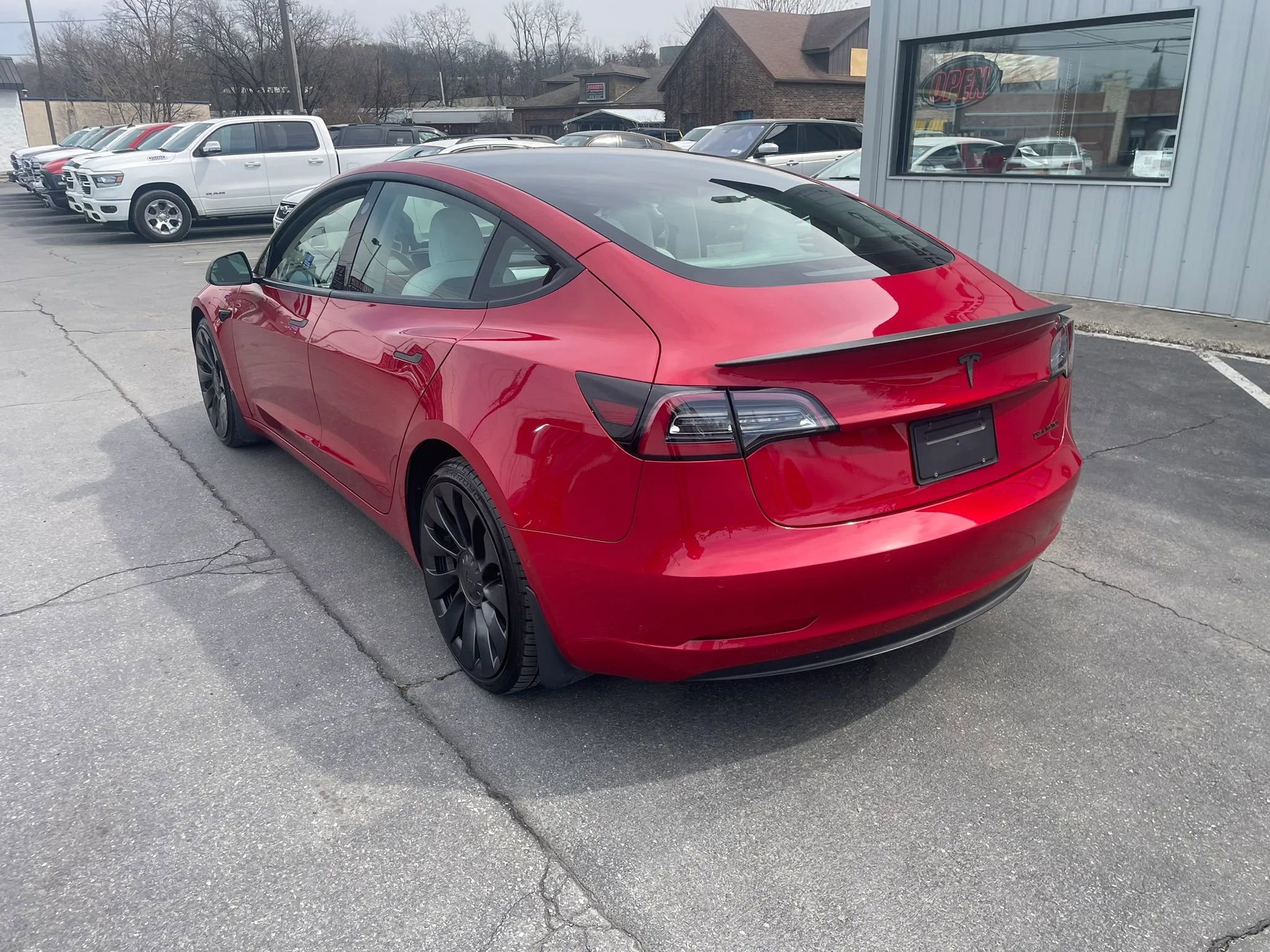 Used 2022 Tesla Model 3 Performance image 4