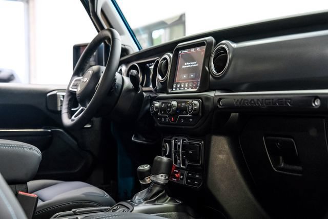 Used 2020 Jeep Wrangler Unlimited Rubicon AWD/4WD image 57