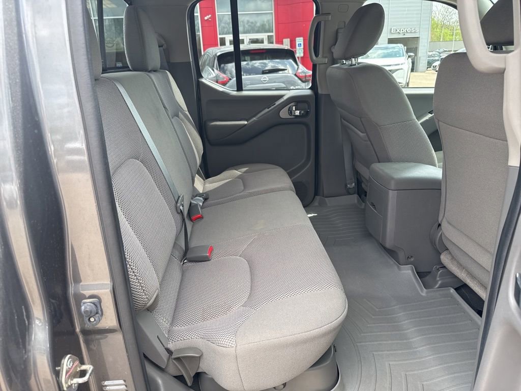 Used 2019 Nissan Frontier SV AWD/4WD image 23