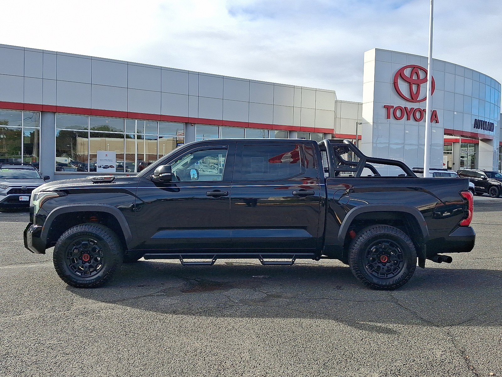 Used 2023 Toyota Tundra TRD Pro AWD/4WD image 4