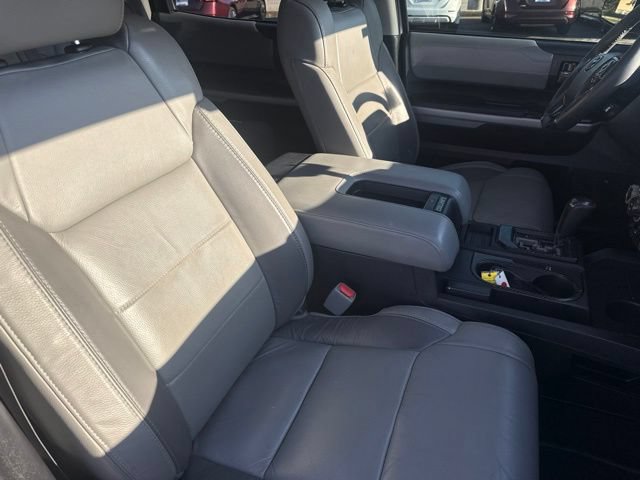Used 2021 Toyota Tundra Limited w/ Limited Premium Package AWD/4WD image 17