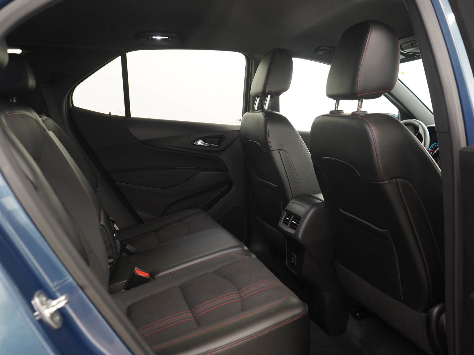 Used 2024 Chevrolet Equinox RS AWD/4WD image 12