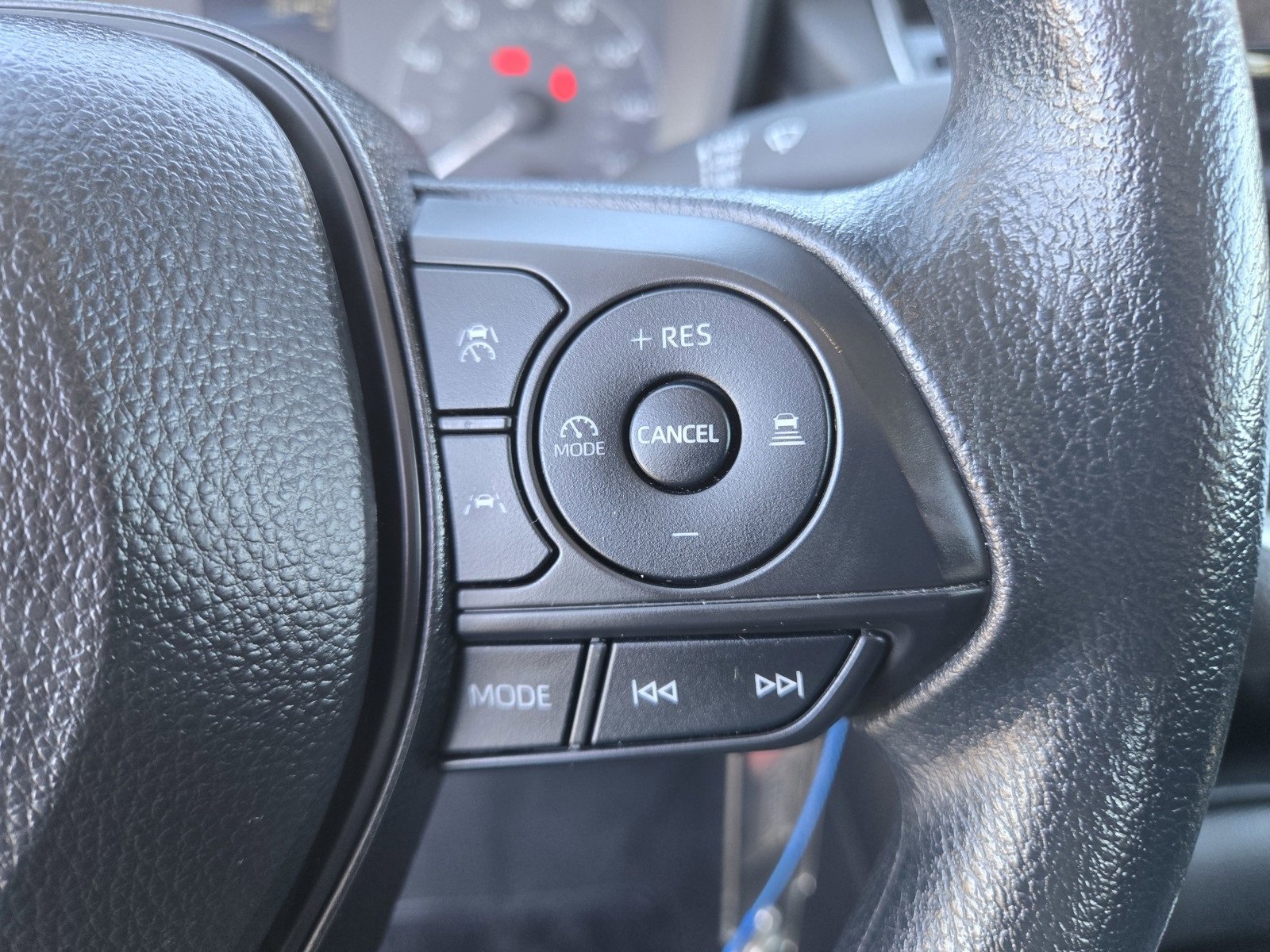 Used 2024 Toyota Corolla LE image 25