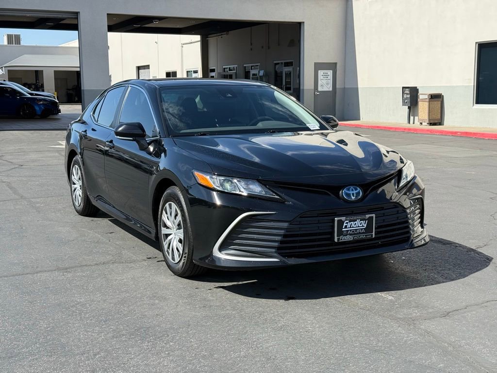 Used 2023 Toyota Camry LE FWD image 1