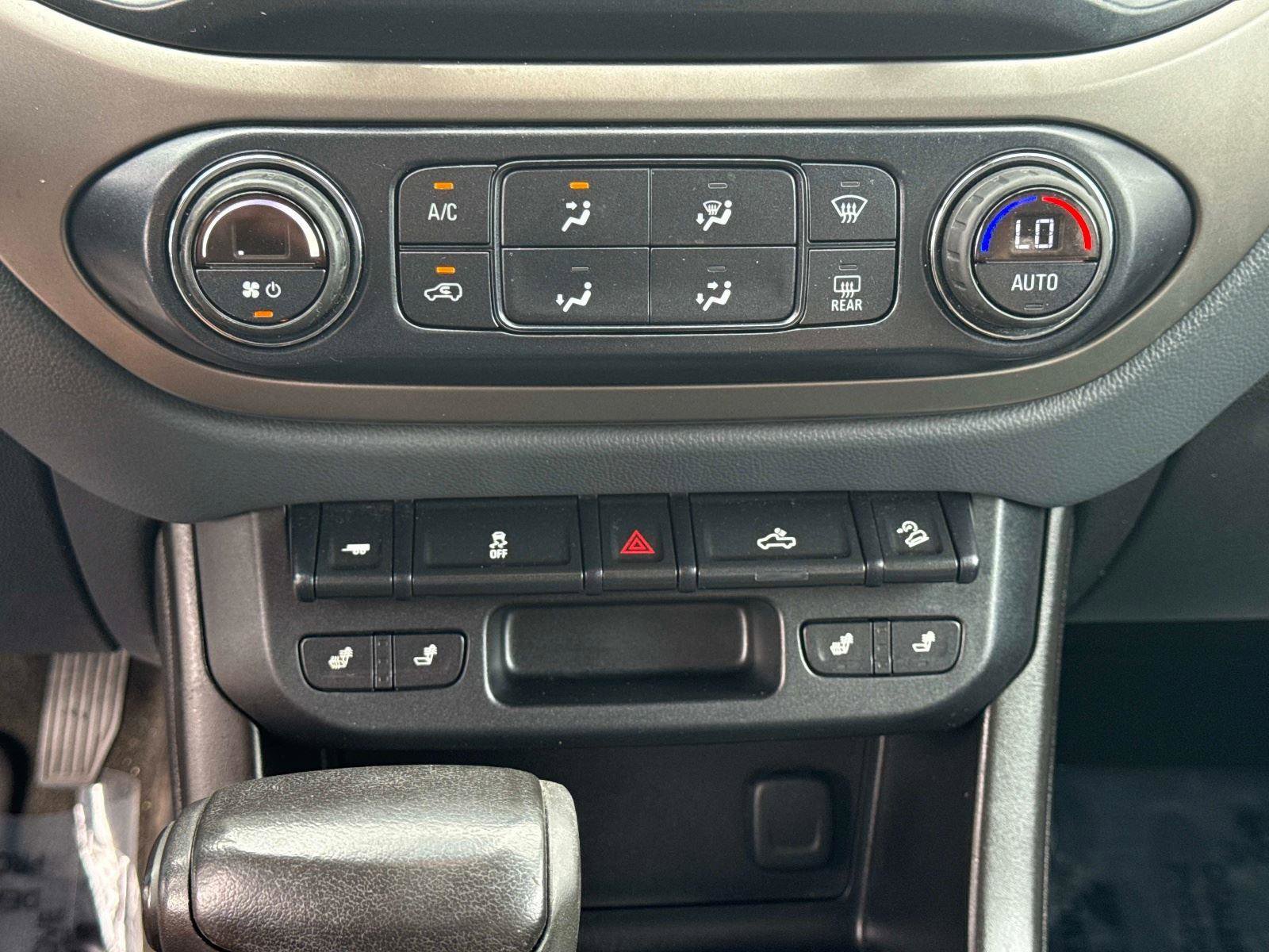 Used 2016 Chevrolet Colorado Z71 image 24