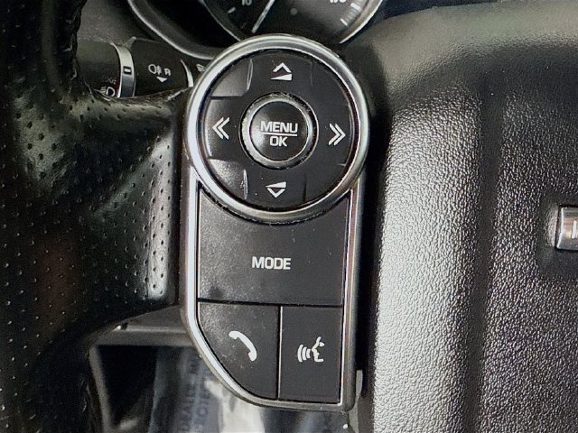 Used 2016 Land Rover Range Rover Sport SE AWD/4WD image 13