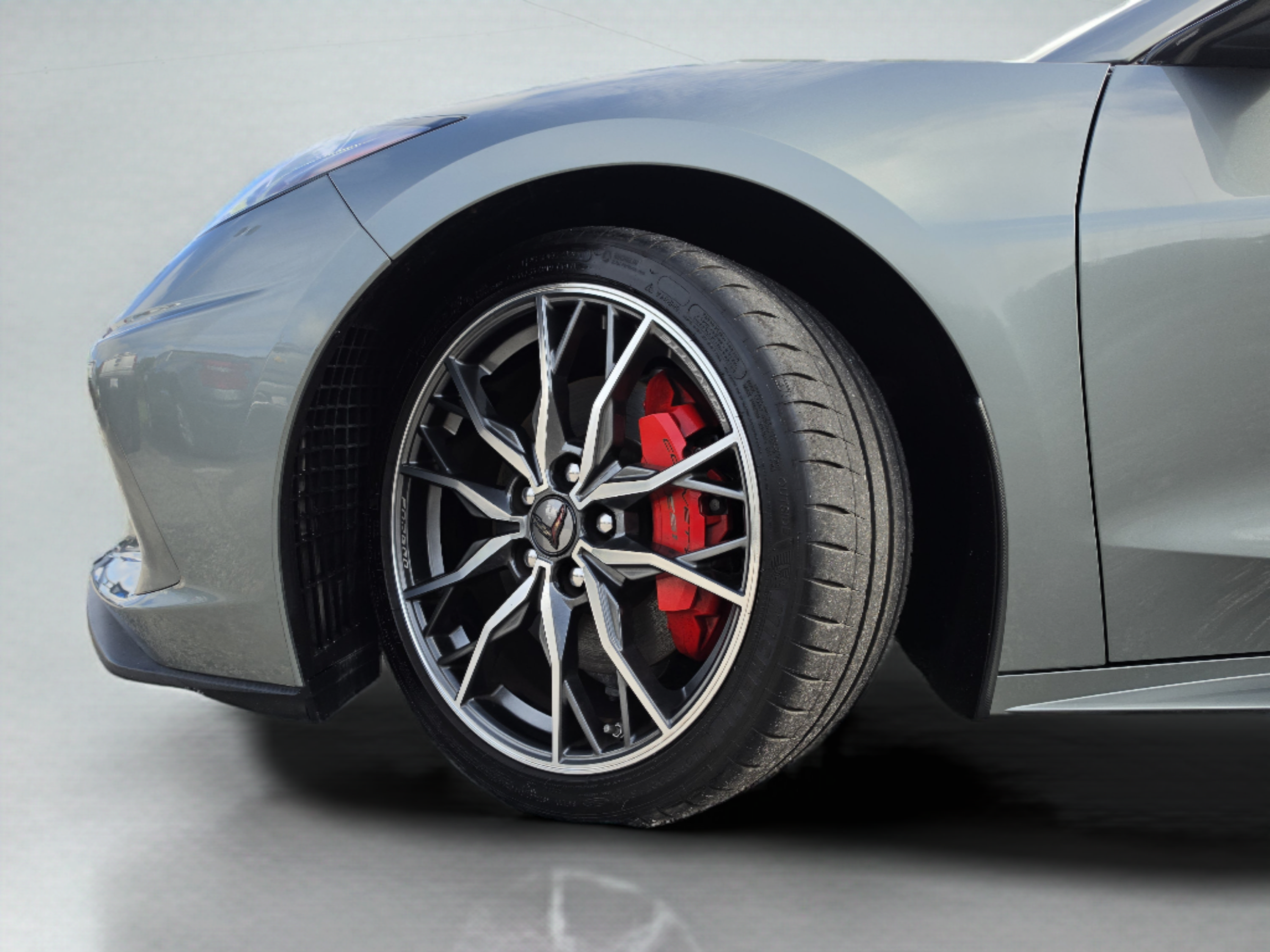 Used 2023 Chevrolet Corvette Stingray Premium Conv w/ Z51 Performance Package RWD image 38
