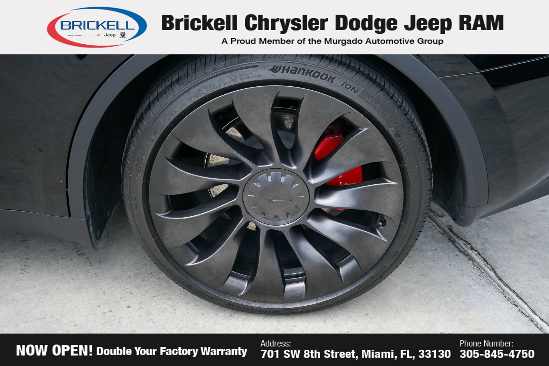 Used 2025 Tesla Model Y Performance AWD/4WD image 31