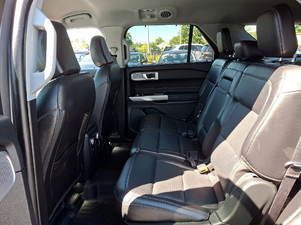 Used 2024 Ford Explorer Limited RWD image 10