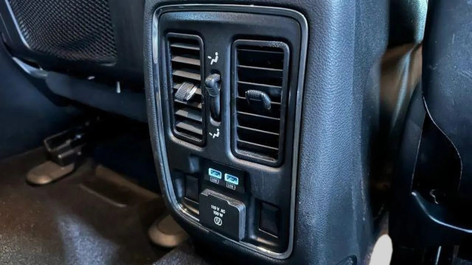 Used 2021 Jeep Grand Cherokee Limited w/ Sun & Sound Group image 13