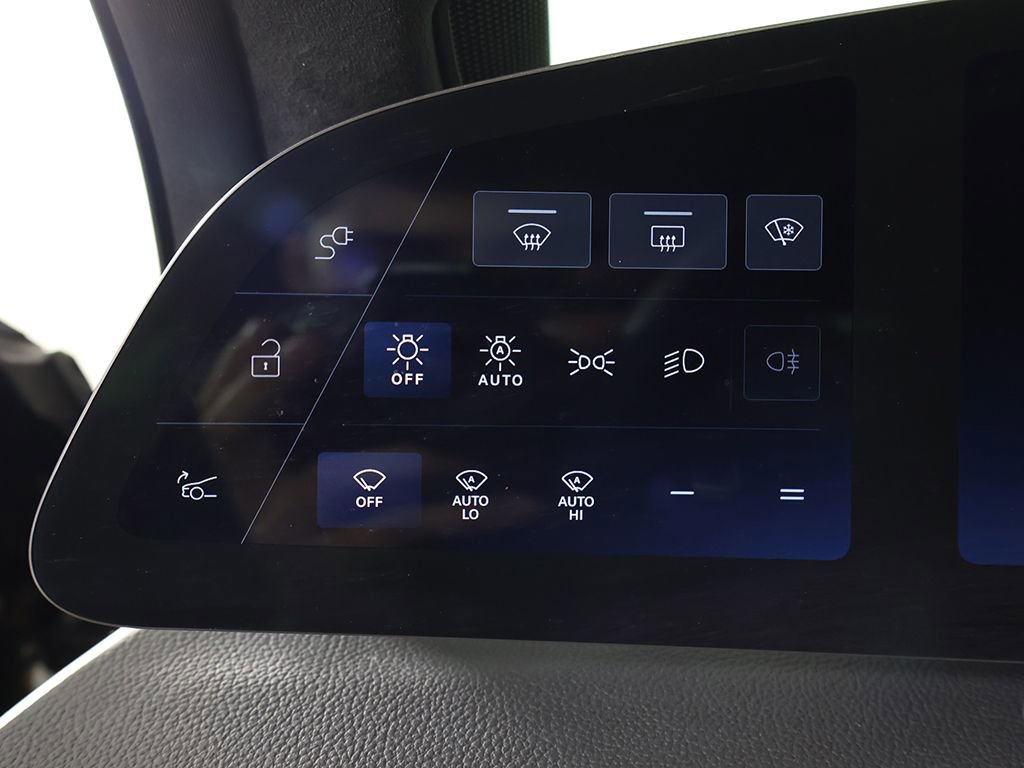 Used 2024 Lucid Air Touring AWD/4WD image 42
