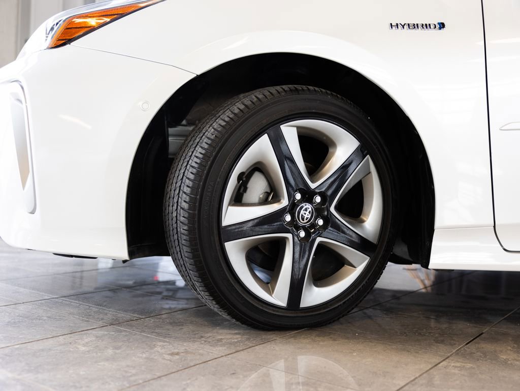 Used 2022 Toyota Prius XLE FWD image 9