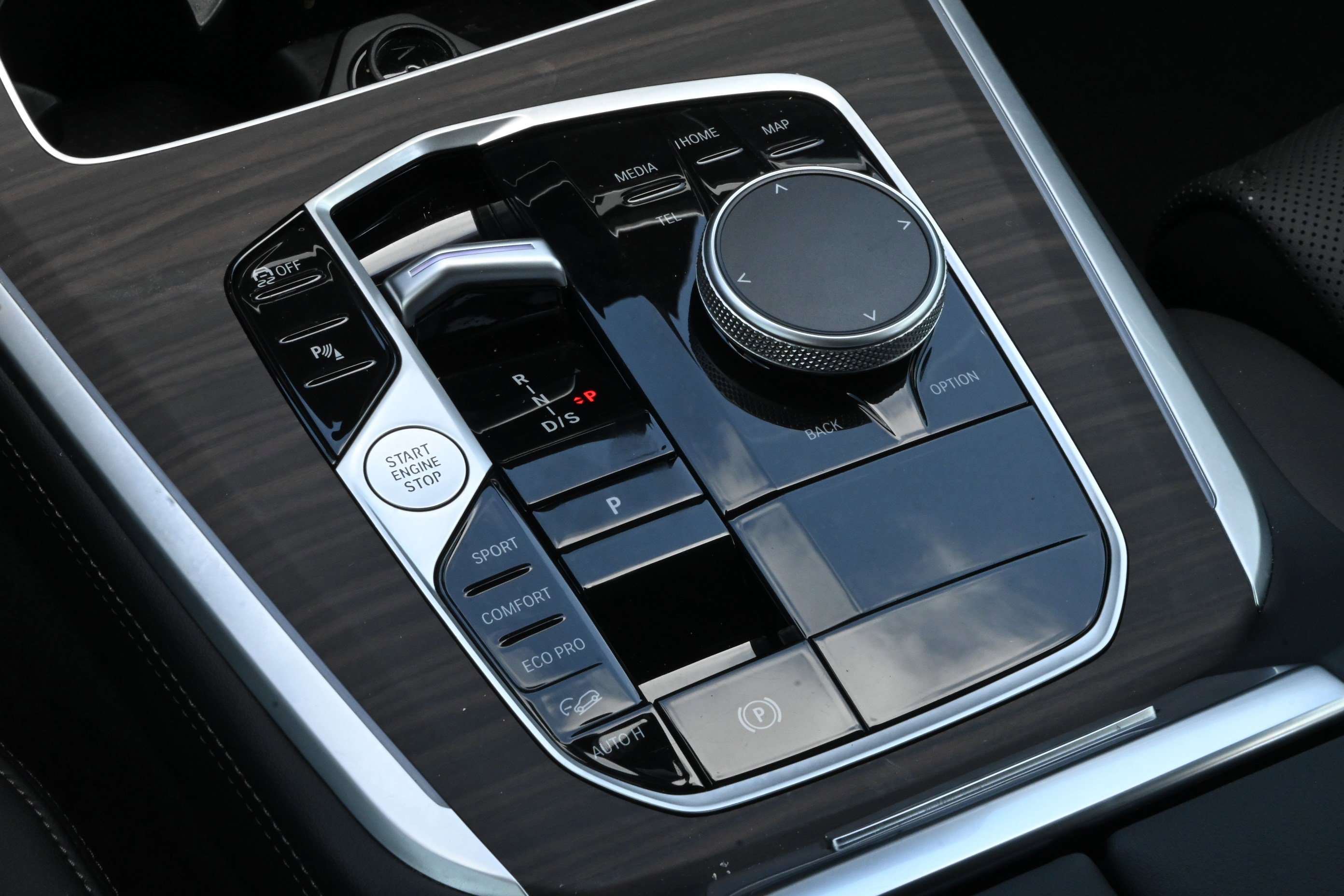 Certified 2025 BMW X5 xDrive40i w/ Premium Package image 37