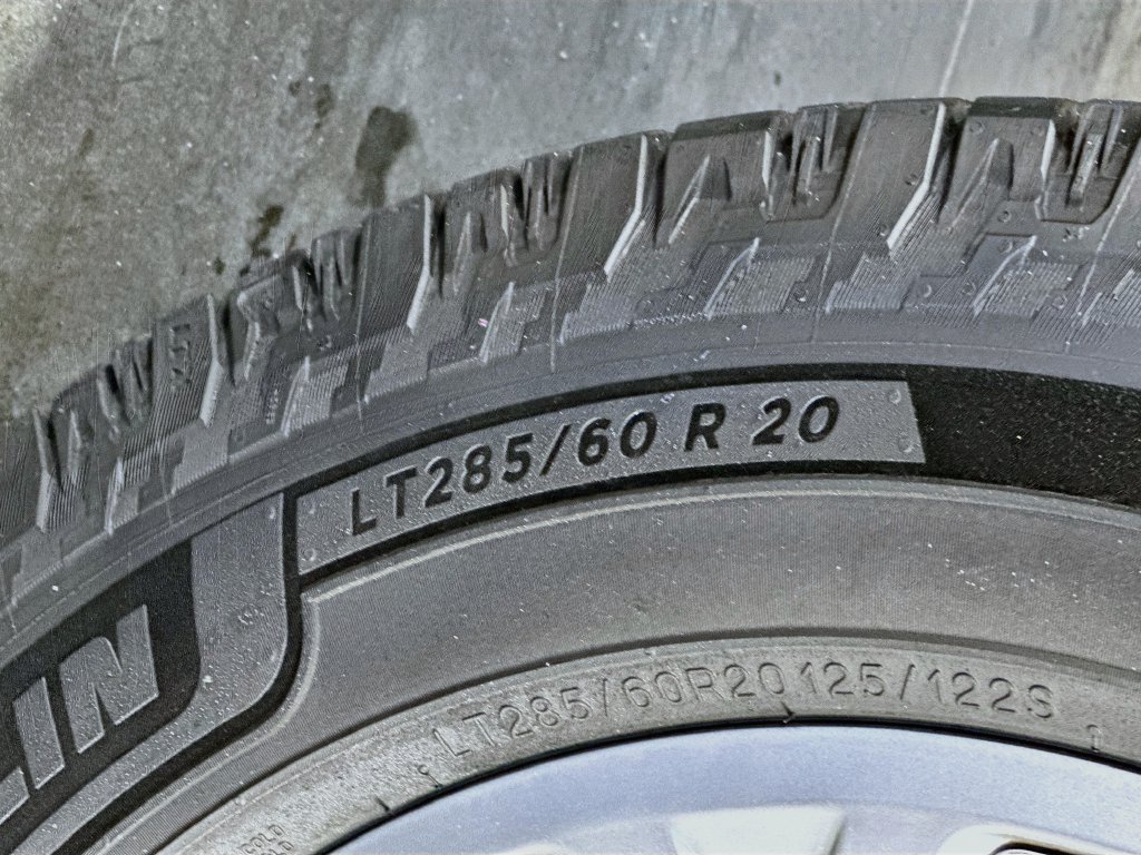 Used 2017 RAM 2500 Laramie AWD/4WD image 32