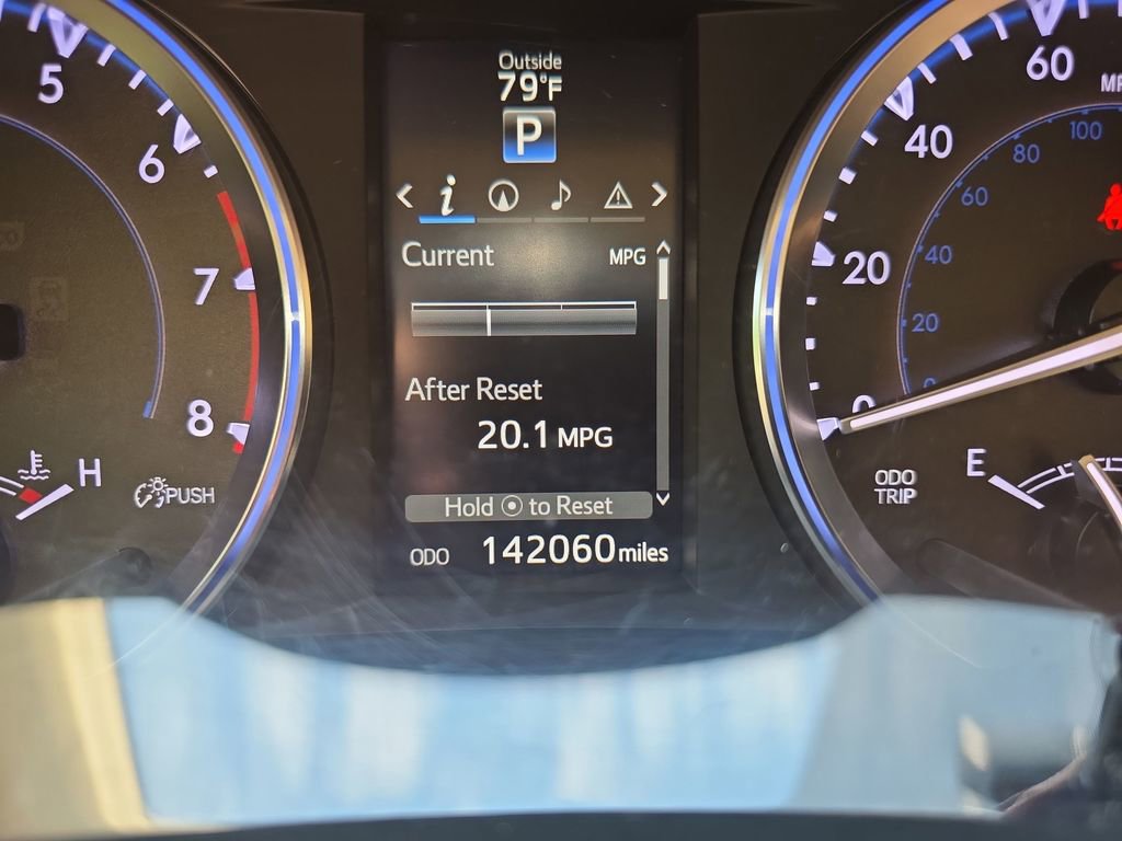Used 2015 Toyota Highlander XLE AWD/4WD image 27