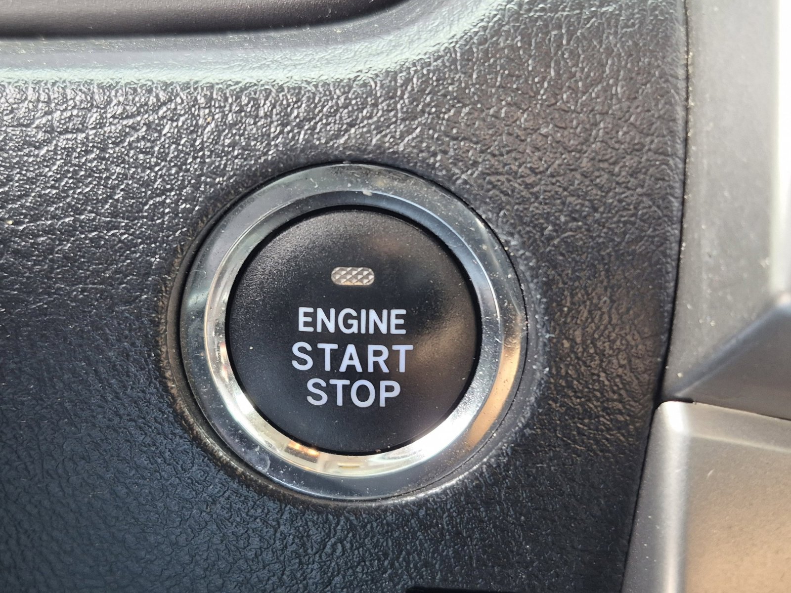 Used 2019 Toyota 4Runner Limited AWD/4WD image 35