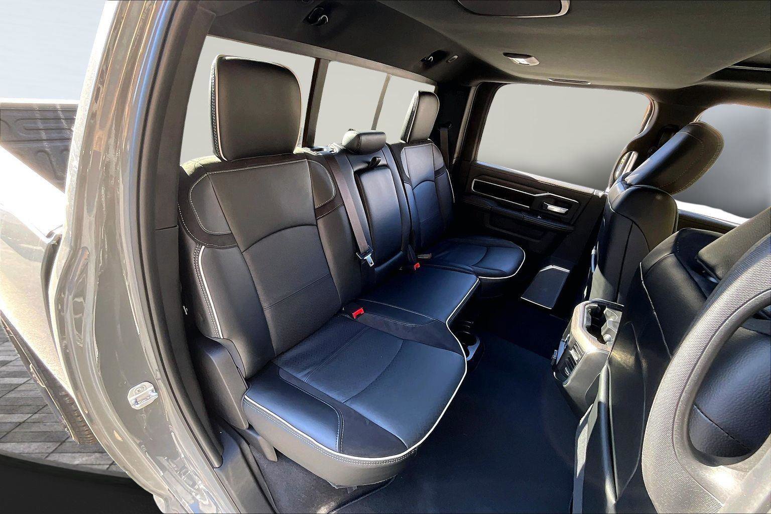 New 2026 RAM 2500 Laramie AWD/4WD image 9