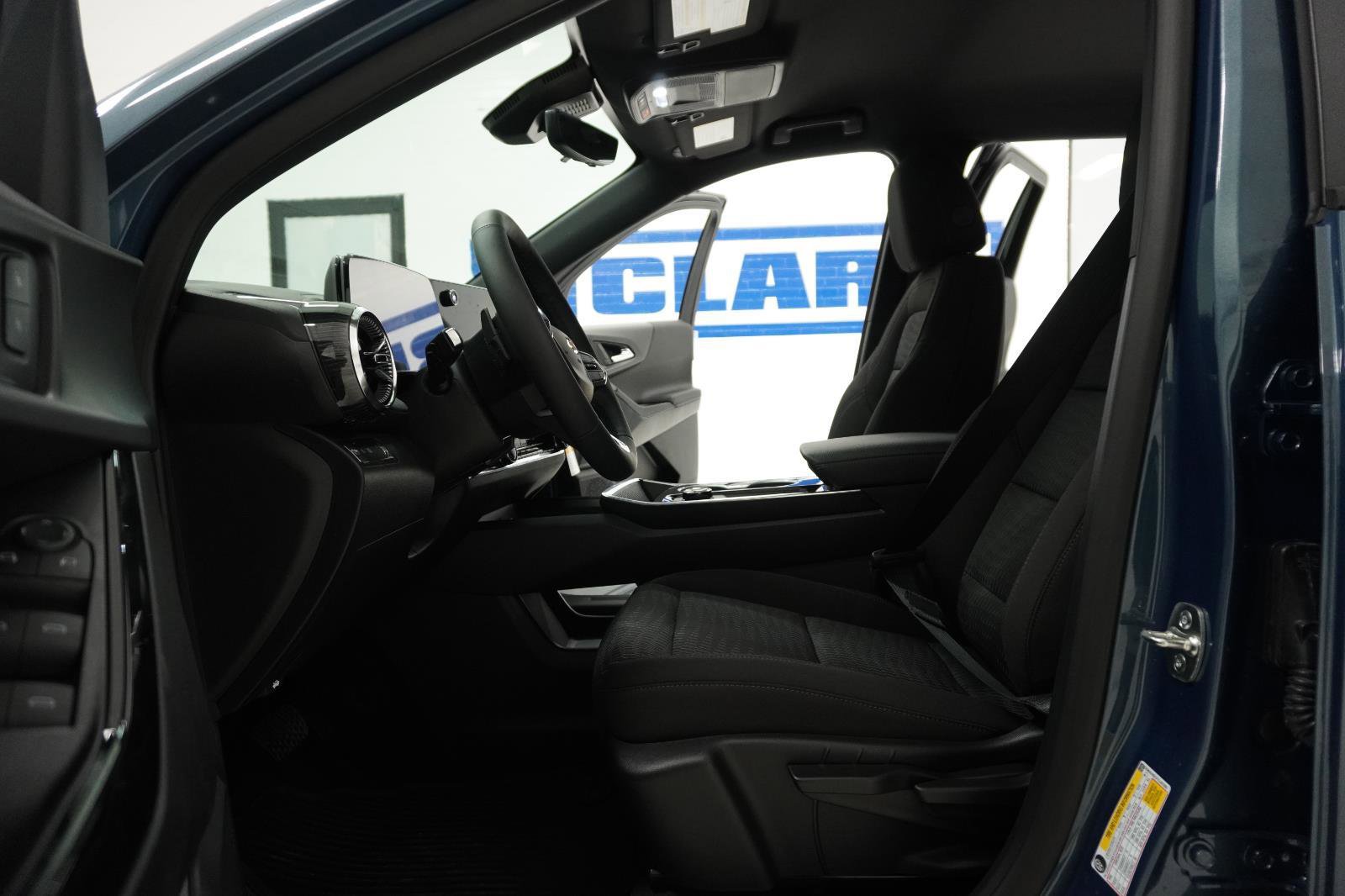 New 2026 Chevrolet Equinox LT w/ Safety and Technology Package image 15