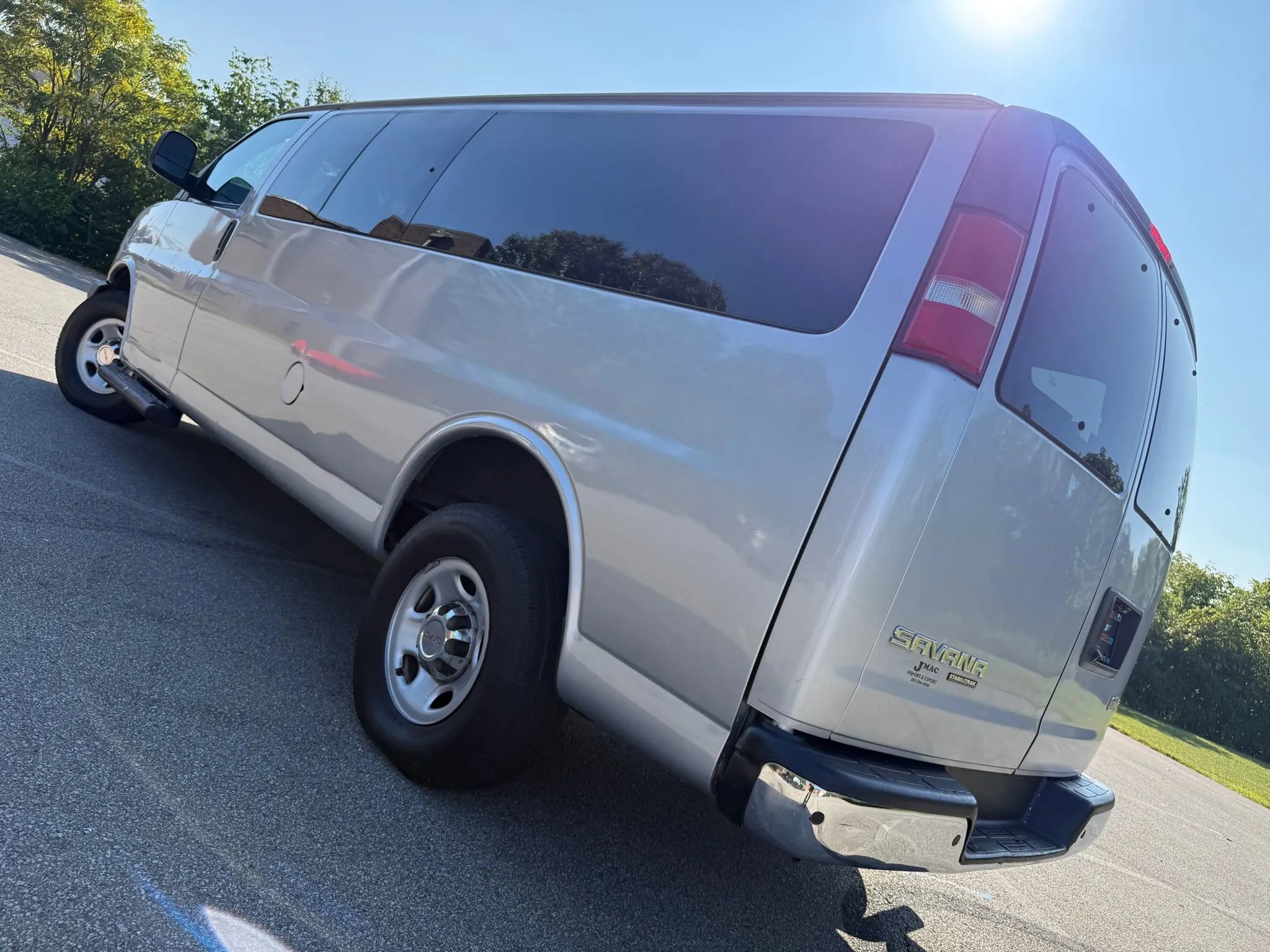 Used 2015 GMC Savana 3500 LT w/ LT Preferred Equipment Group RWD image 51
