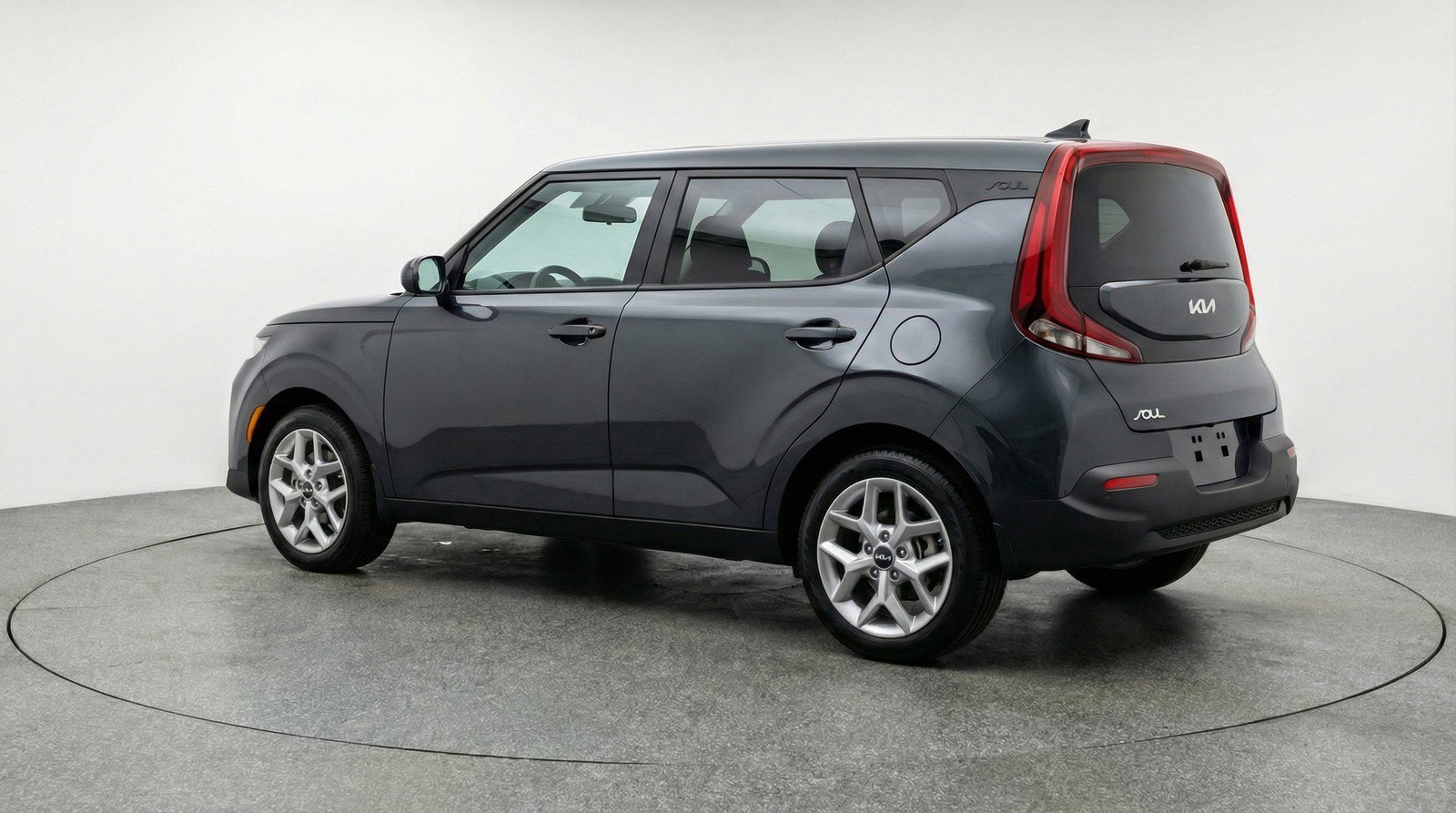 Used 2025 Kia Soul LX w/ LX Technology Package image 5