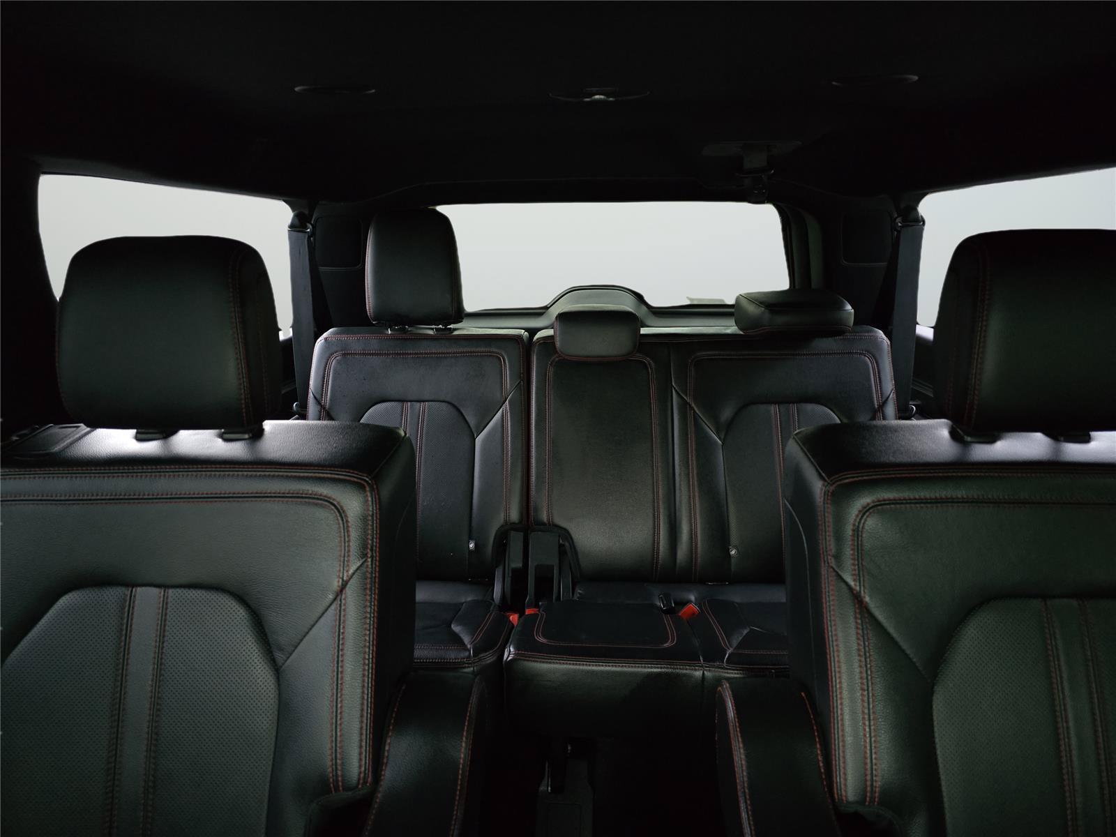 Used 2019 Ford Expedition Max Limited w/ Equipment Group 303A RWD image 22