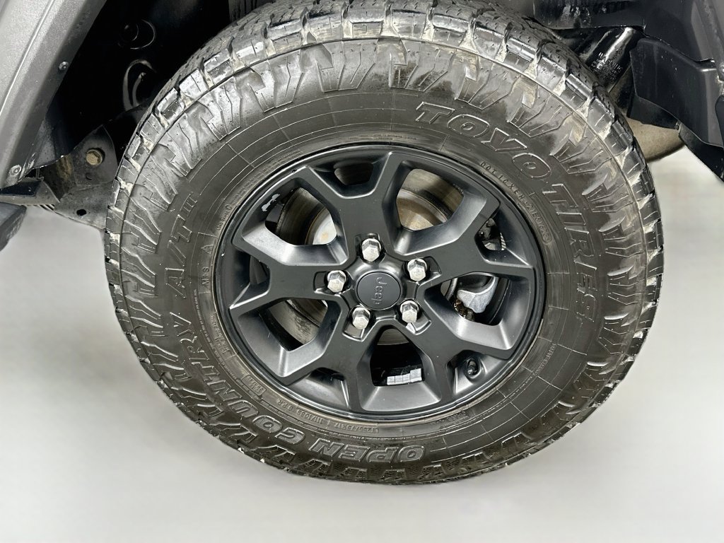 Used 2020 Jeep Wrangler Sport AWD/4WD image 27