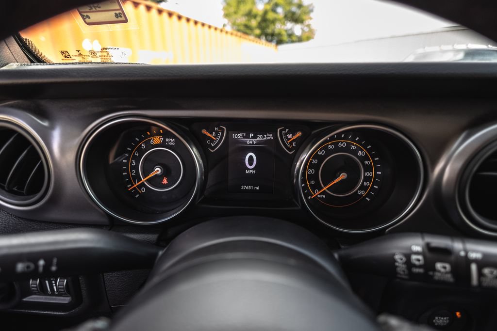 Used 2022 Jeep Wrangler Sport AWD/4WD image 11
