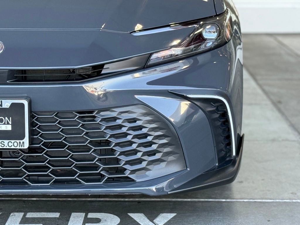 Certified 2025 Toyota Camry SE image 6