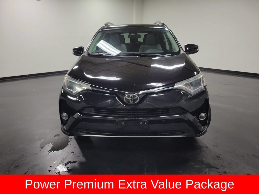 Used 2018 Toyota RAV4 XLE FWD image 2