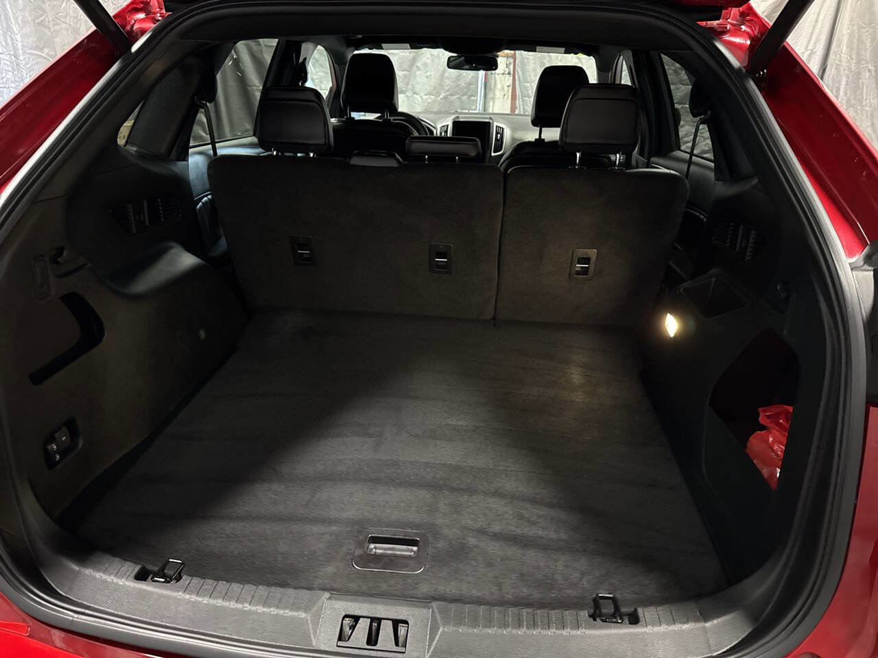Used 2023 Ford Edge ST-Line image 15